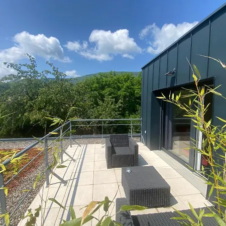 Avec Terrasse - * La Motte-Servolex